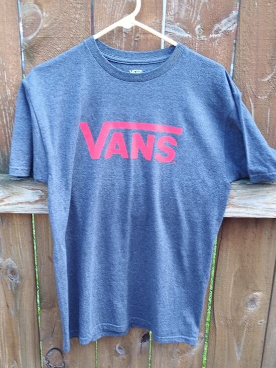 Vans Other - Men's Vans Gray Red Logo T-Shirt Sz. M